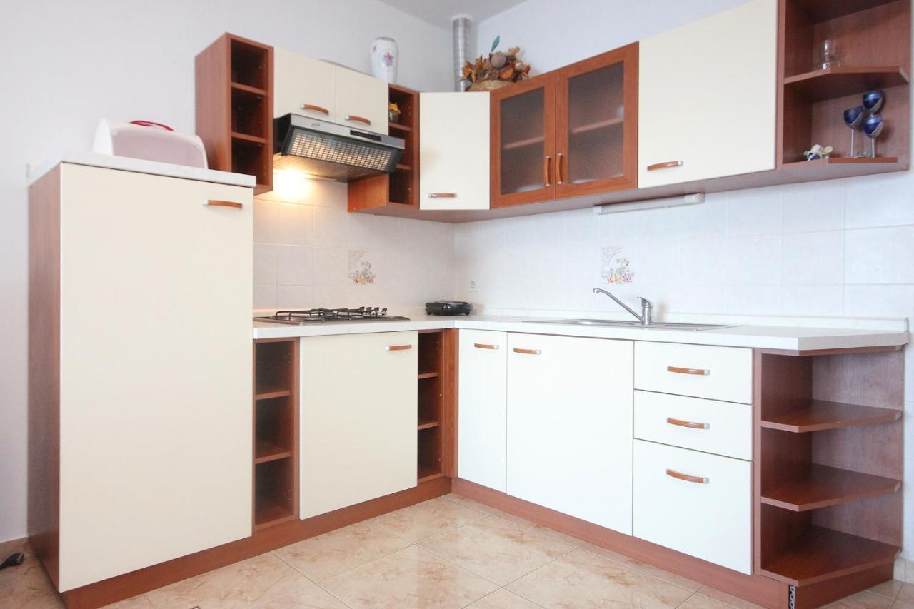 Apartments By The Sea Lun, Pag - 3320 Лун Екстериор снимка