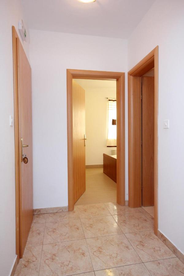 Apartments By The Sea Lun, Pag - 3320 Лун Екстериор снимка